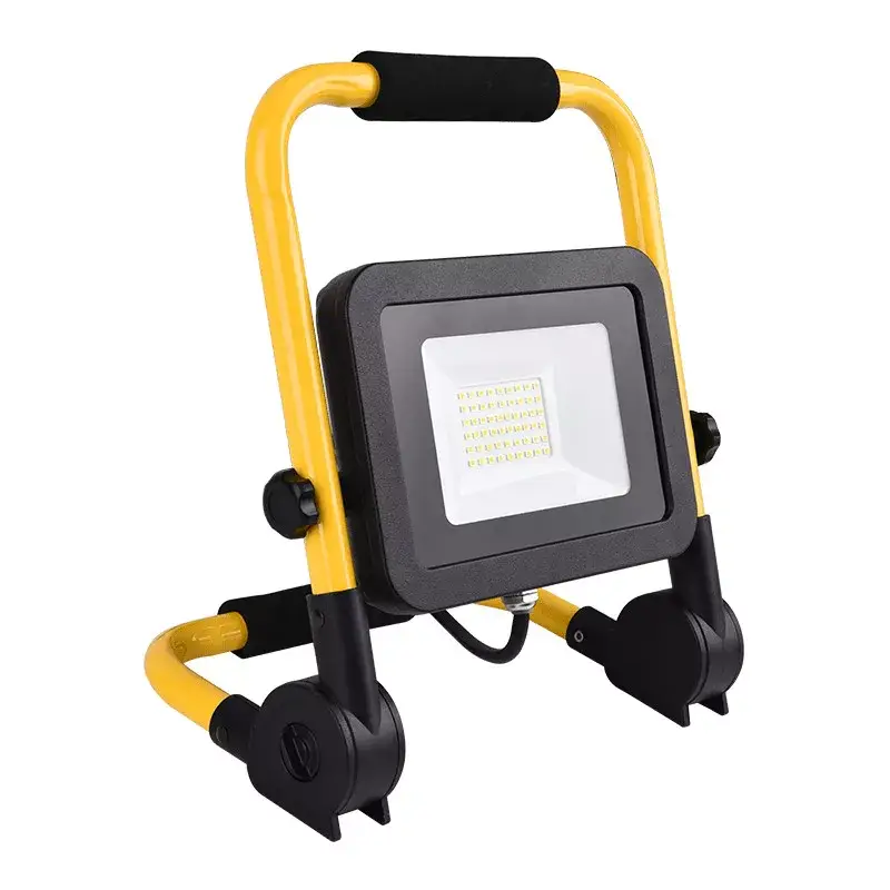 Szuper akció LED REFLEKTOR S STOJANOM A ZÁSTRČKOU 30W 5500K