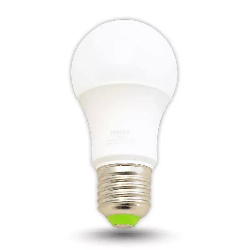 LED žiarovka -guľa- Outlet