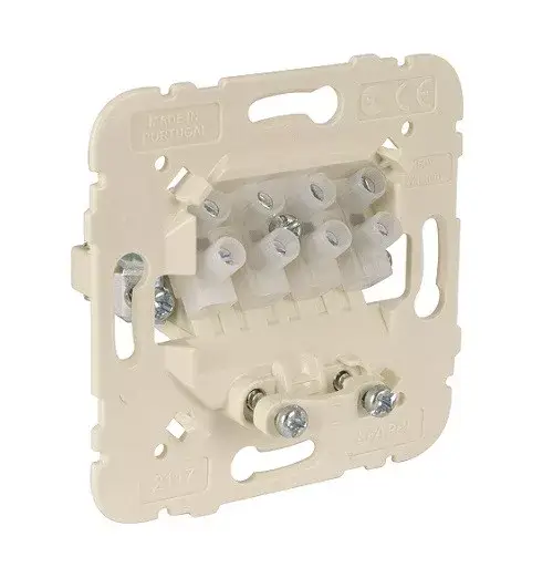 Azonnali szállítás 21174 Négypólusú kábelkivezető 4x2,5mm2