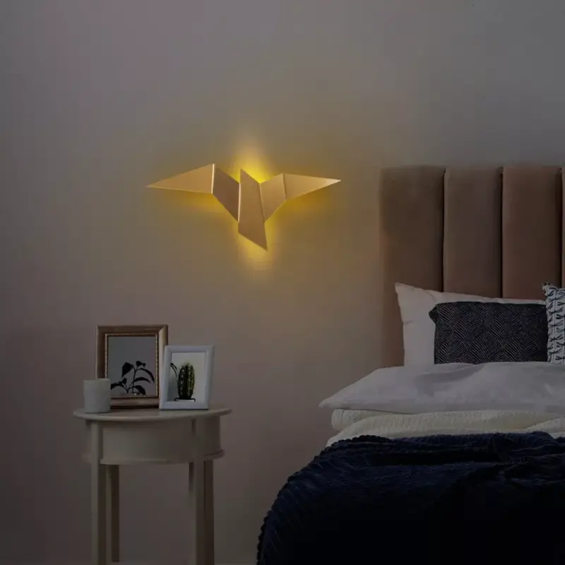 Gyors kiszállítás Elegáns arany fali lámpa, fém ház, 56 x 14 x 24 cm | IP20, LED 1W 3000K | Stílusos világítás modern lakberendezéshez, nappalihoz és hálószobához | Tartós fém alaplap, bármilyen helyre tökéletes
