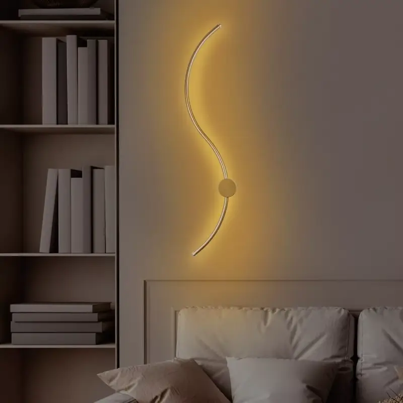 Elegáns arany fali lámpa, fém ház, 90 x 17 x 10 cm | SMD LED 14W 3000K | Stílusos világítás a modern lakberendezéshez, IP20 besorolású, tökéletes nappali és hálószoba hangulathoz Különleges ajánlat
