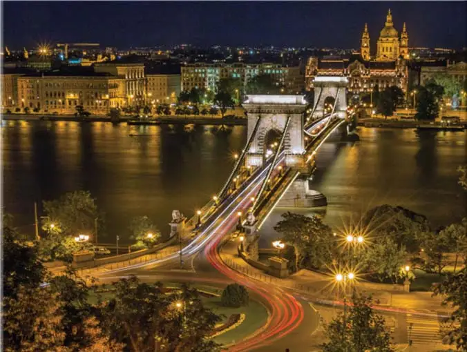 Akció Budapesti éjszaka - vászonkép