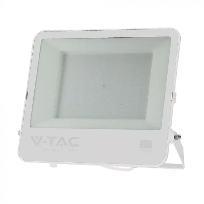 Azonnal elérhető V-TAC 200W LED reflektor 115° 6500K fehér házas, fehér matt üveggel , 1 m hosszú vezetékkel (Samsung Chip) -23603