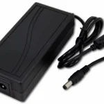 Vedd meg most ML LED Műanyagházas dugvillás tápegység 60W 5A 12V IP20 - ML3204