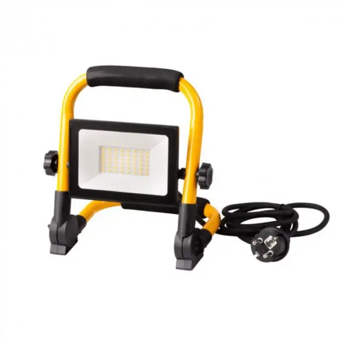 Szuper ajánlat LED reflektor 30W 4000K IP65 Hordozható 1,5 m-es kábellel ECOLIGHT