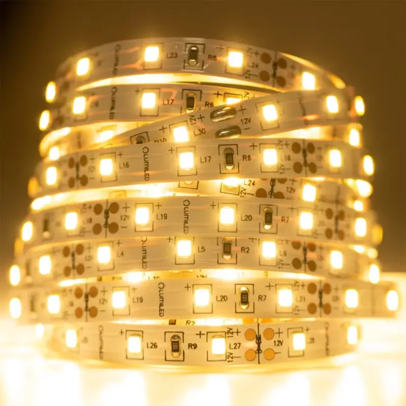LED szalag szalag 12V 24W 300LED 2835 8mm 5m Gyors szállítás