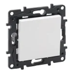 Legrand Niloé Step 101 egypólusú kapcsoló fehér 10AX 863101 Ne maradj le