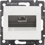 Ajánlat Legrand Valena 1xrj45 internet cat. 5e utp aljzat fehér 774238