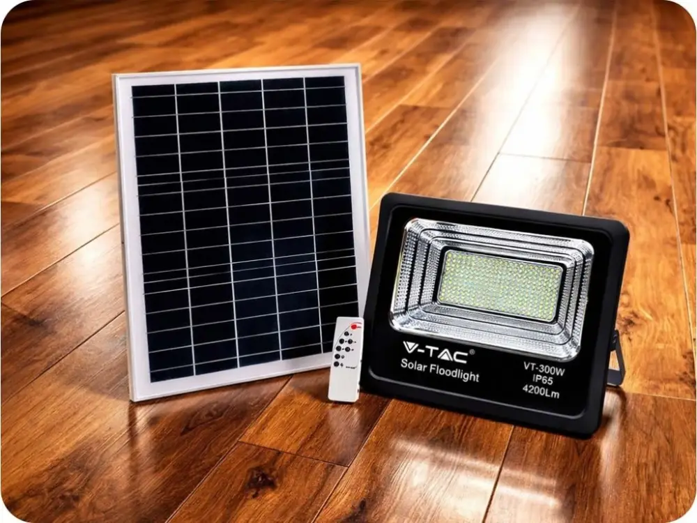 LED napelemes reflektor 50W-os napelemmel, 4200lm, IP65, 25000mAh Legnépszerűbb
