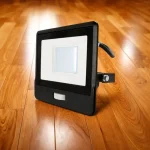 LED reflektor PIR érzékelővel 50W, 4000lm, Samsung chip, 1m kábel, 100°, IP65, fekete, fekete Szuper ajánlat
