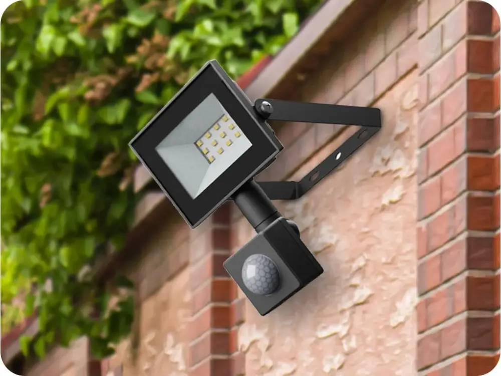 LED REFLEKTOR NOCTIS LUX 4 ÉRZÉKELŐVEL, 20W, 1650LM, FEKETE Exkluzív ajánlat