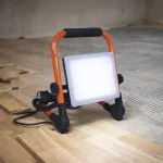 LED reflektorok összecsukható talppal 30W, 2700lm, kábellel és csatlakozódugóval [WM-30W-FEQ] Szuper akció