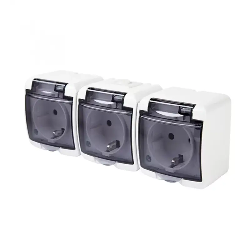 GAO 22131 3 férőhelyes földelt aljzat, kültéri IP44 kivitel, 230 V~ / 50 Hz / 16 A, fehér-füst Prémium