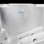 Ne maradj le RL2-810C 6 személyes jakuzzi